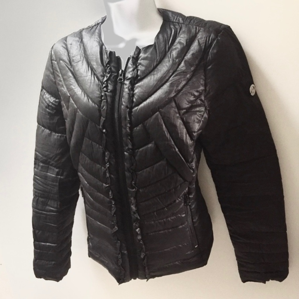 MOD Bernardo down puffer coat short ruffles jacket